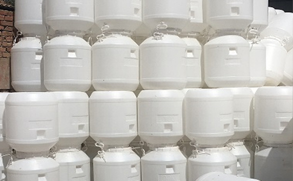 平川塑料桶耐化学腐蚀性能选择指南